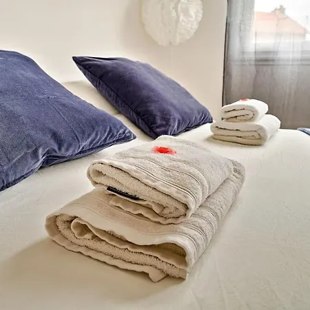 Welcome To Camelia House Apartment Maisons-Alfort