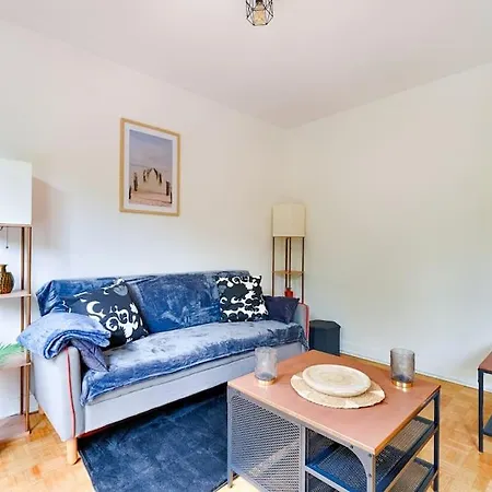 Welcome To Camelia House Maisons-Alfort